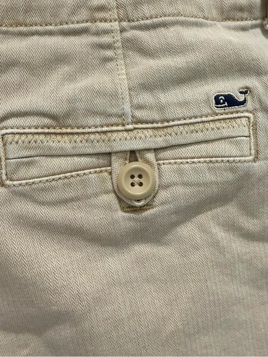 Vineyard Vines Women’s Khaki Shorts - Picture 5 of 7